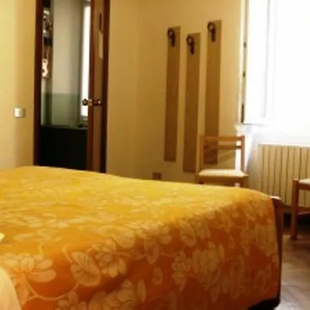 Hotel Corona