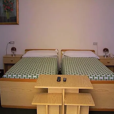 Corona 2*